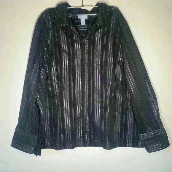 Liz&Co. Light Weight Zipper Jacket. Size 2X 22/24. Black and Silver - Picture 2 of 9